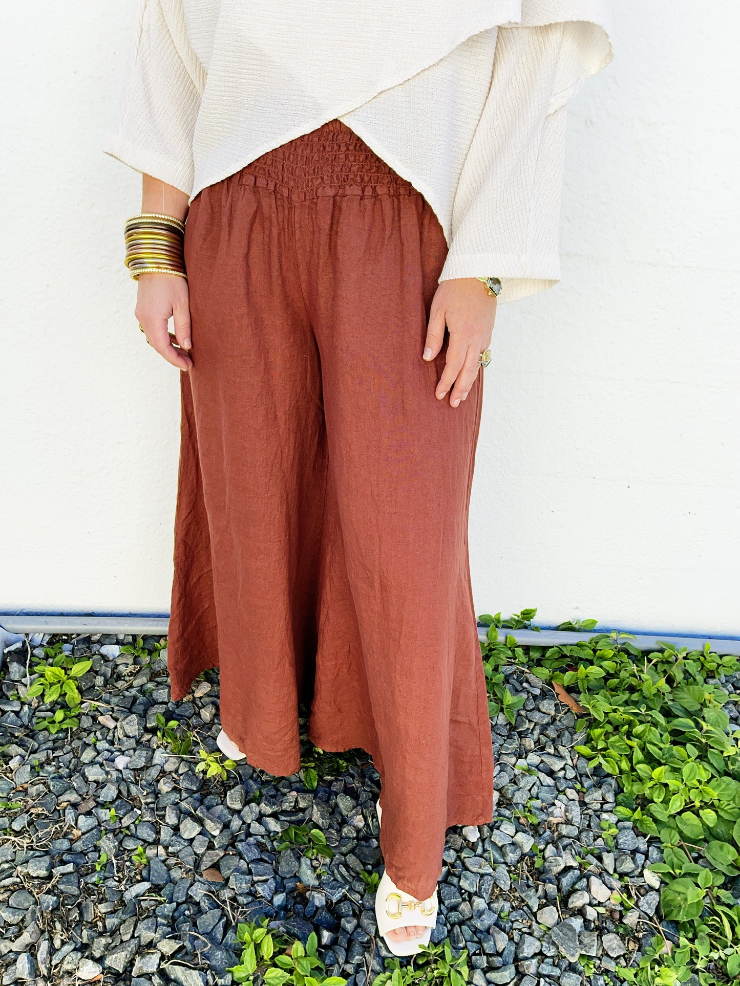 Maggie Pant in Deep Terrocata