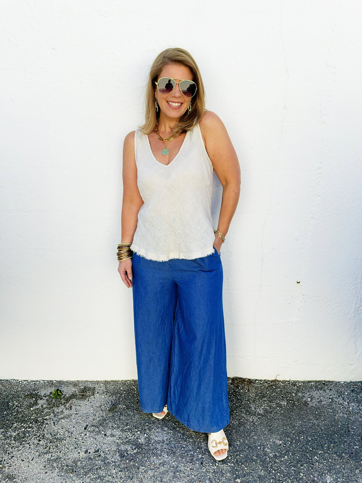 Bella Jeans in Light Wash