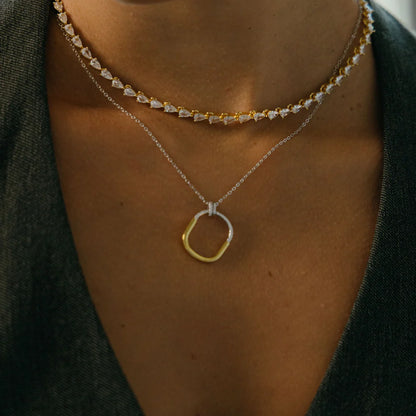 Lilly Necklace