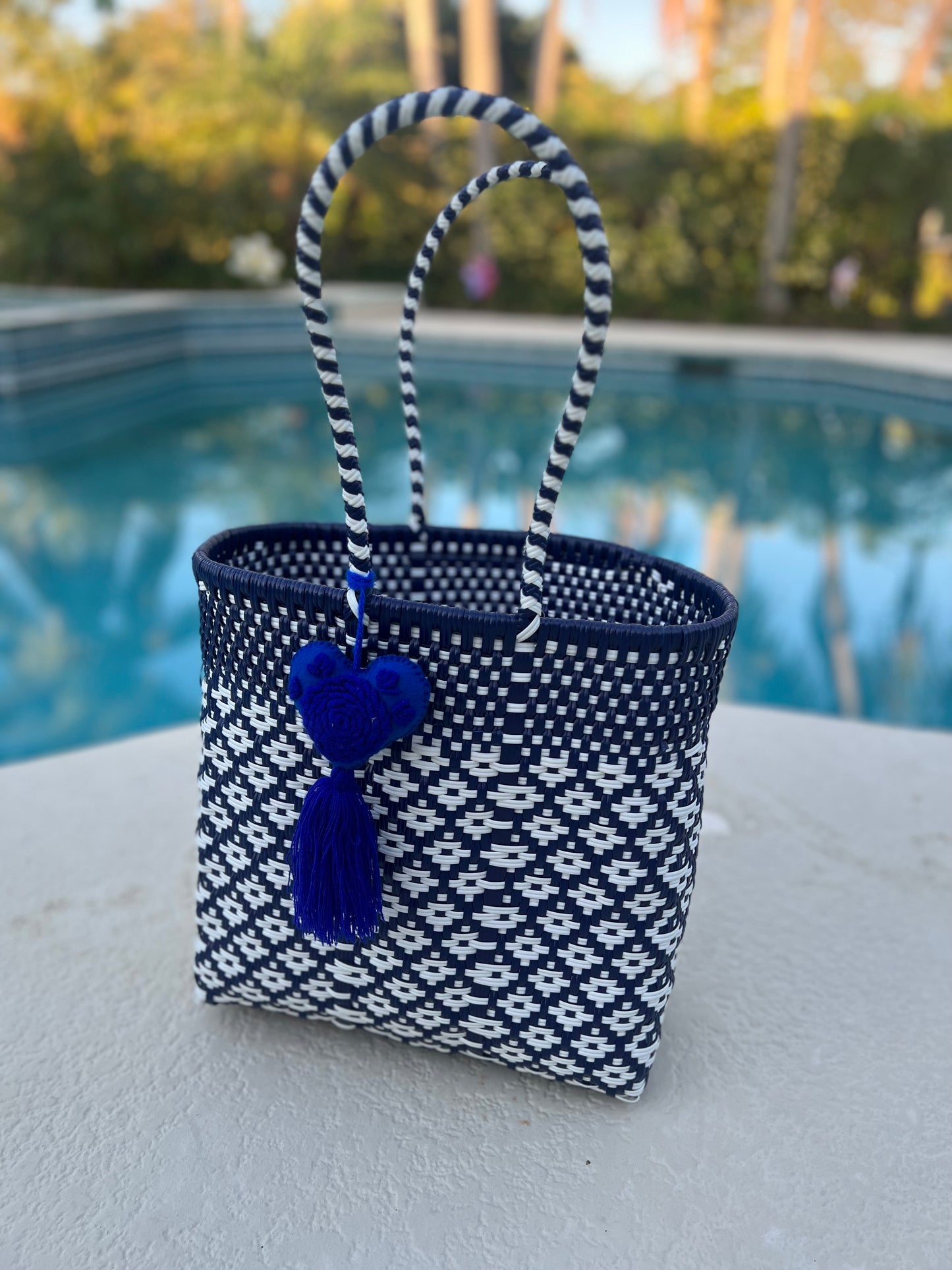 Medium Woven Tote Bag * FINAL SALE