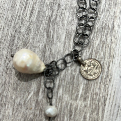 Weekender necklace