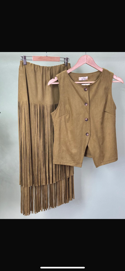 Katrina Fringe Skirt in Merlot