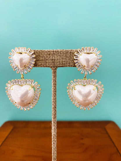 Queen Earring in Gold