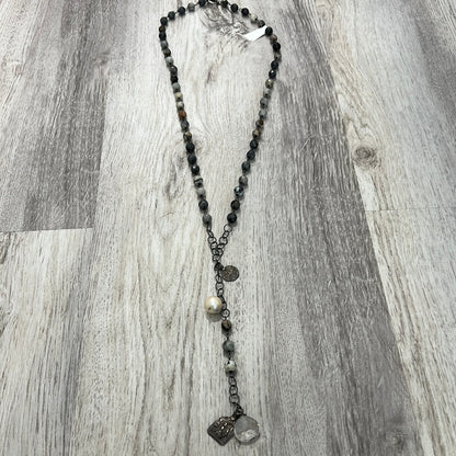 Weekender necklace