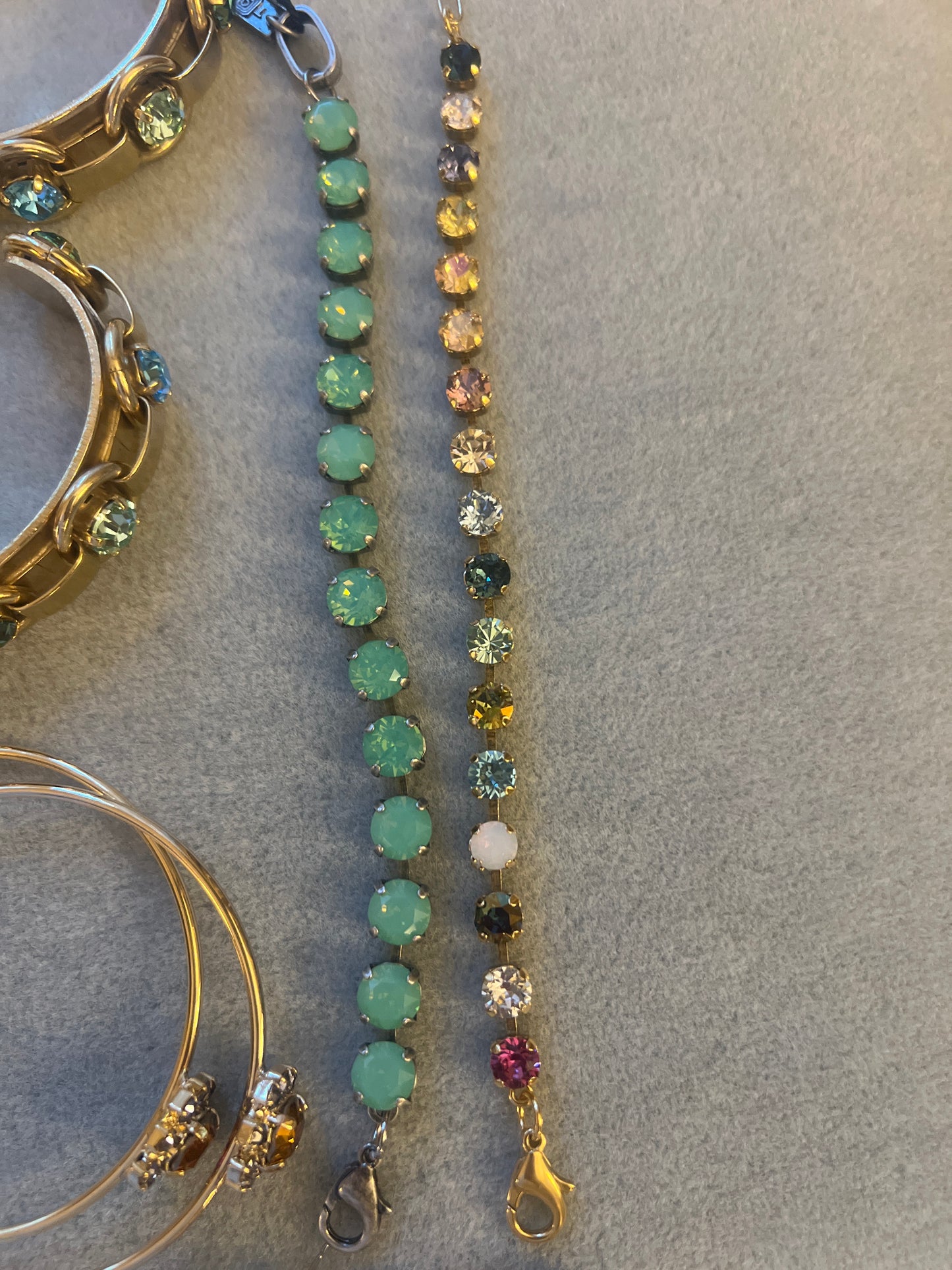 Izzy Bracelet 2 Colors