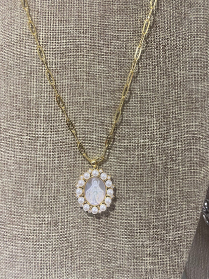 Mary Pearl Pendant