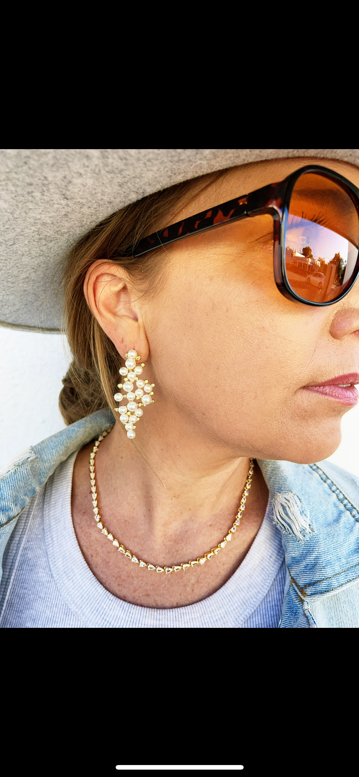 Lilly Necklace
