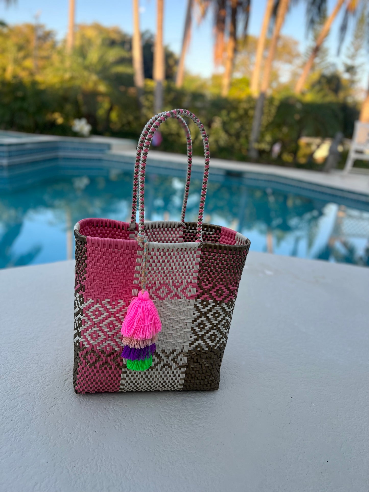 Medium Woven Tote Bag * FINAL SALE