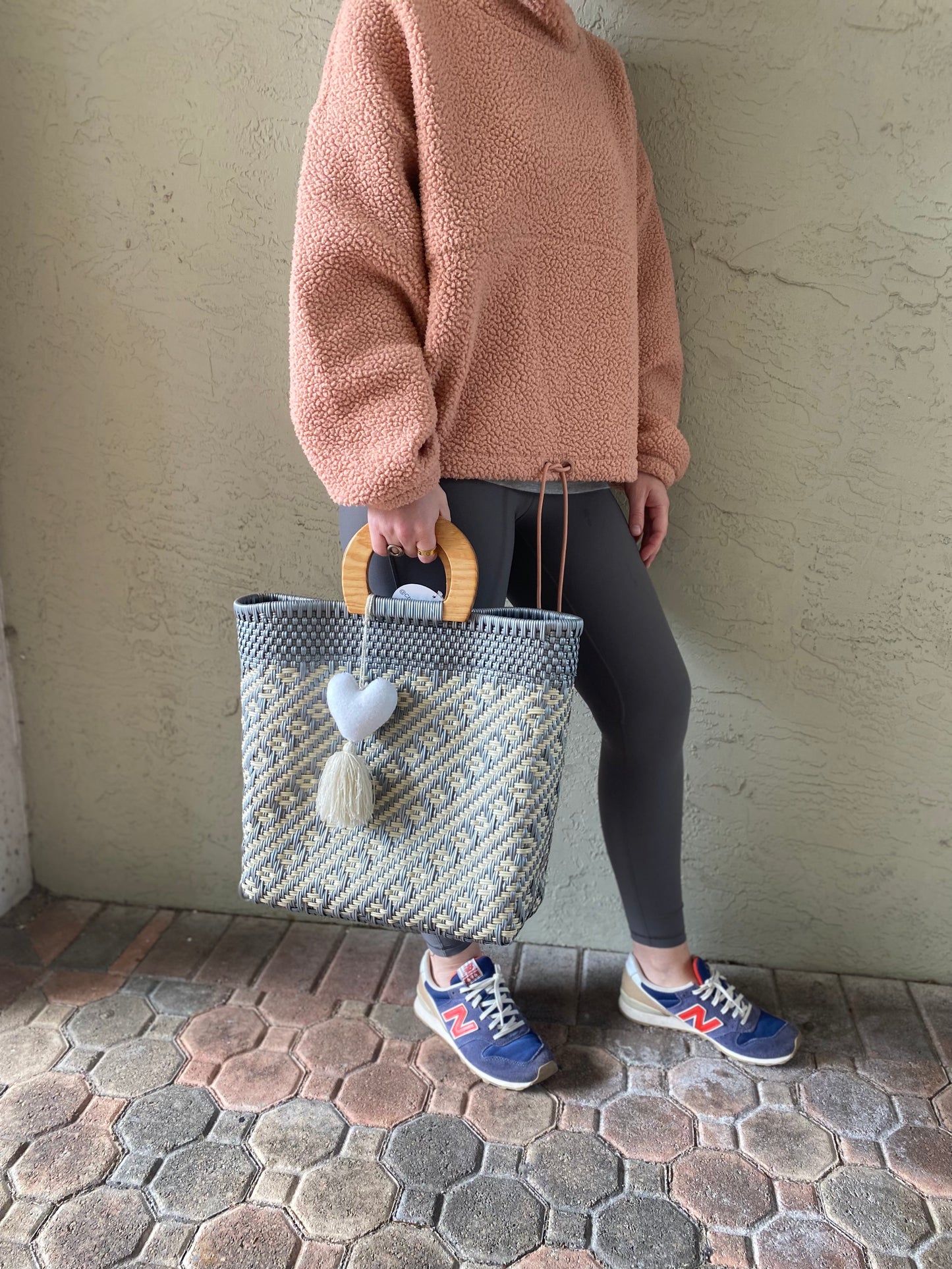 Medium Woven Tote Bag * FINAL SALE