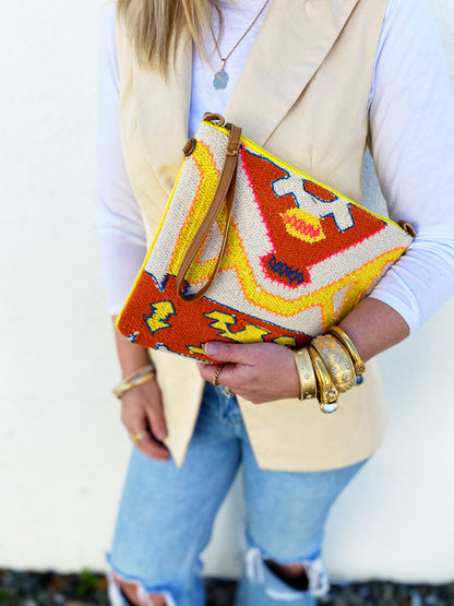 Noah Crossbody/ Wristlet