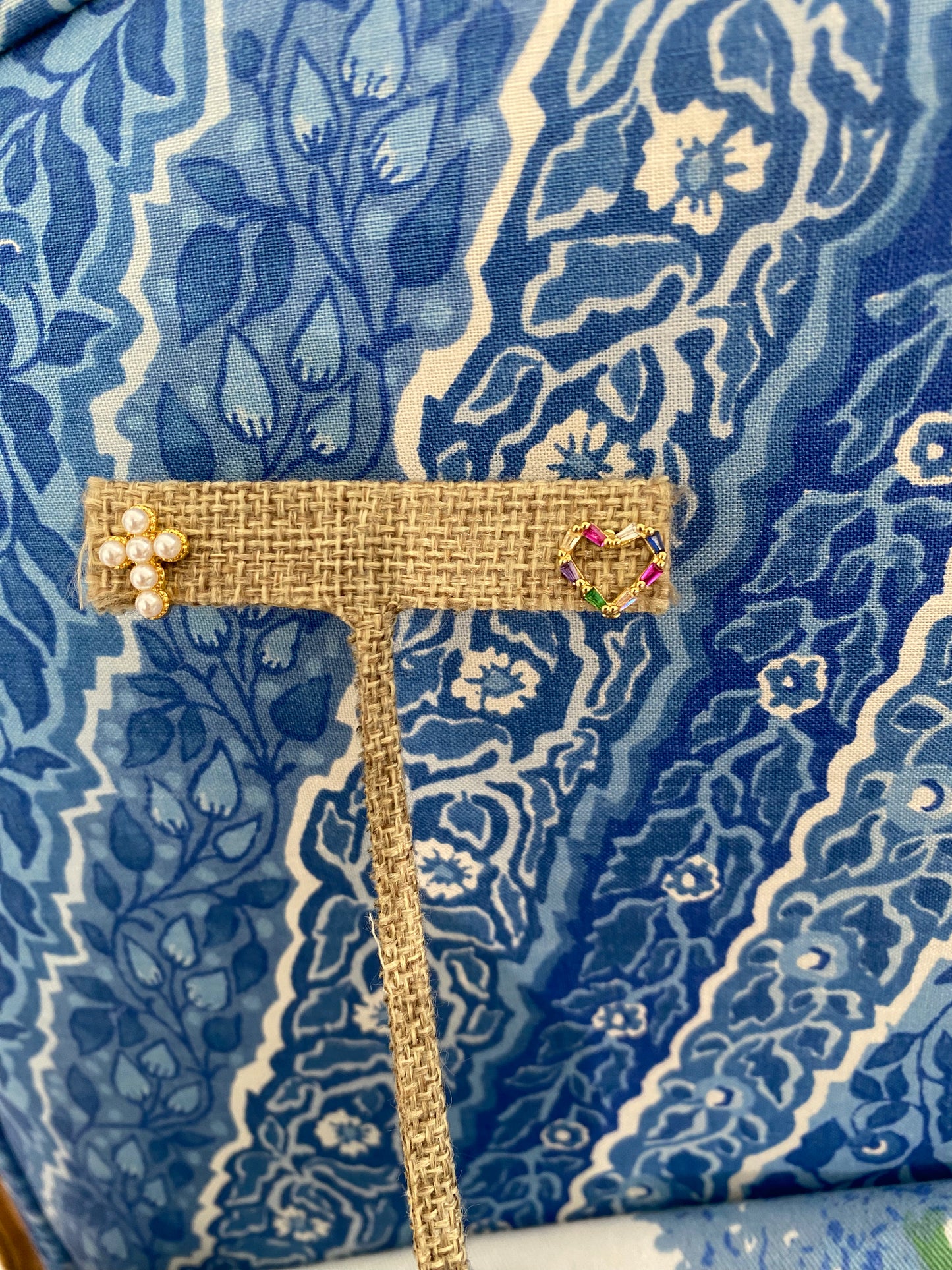 Cross My Heart Earring Set