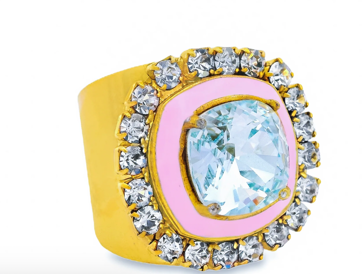 Kinder Ring *En route to us now*