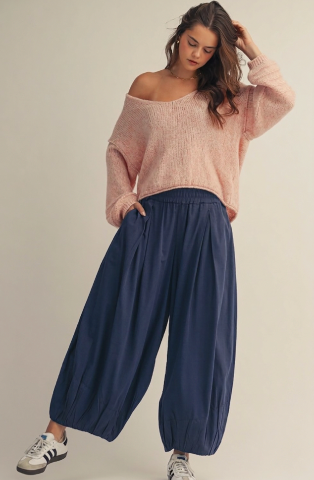 Balloon Pleated Pants- Navy - PREORDER JULY
