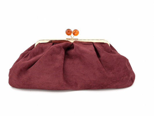 The Bordeaux Clutch