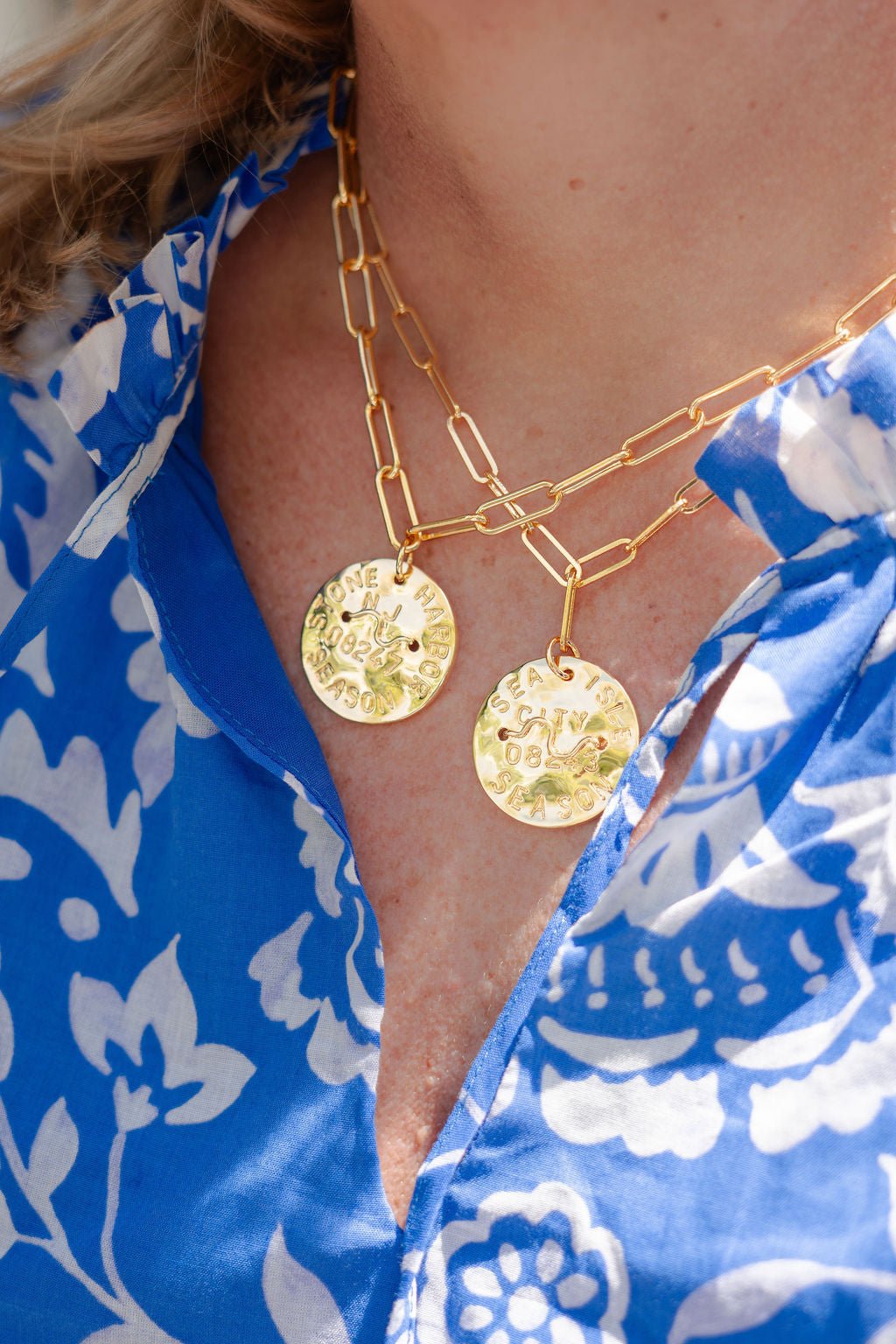 Beach Tag Charm Necklace – 18k Gold Plated