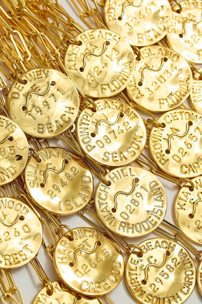 Beach Tag Charm Necklace – 18k Gold Plated