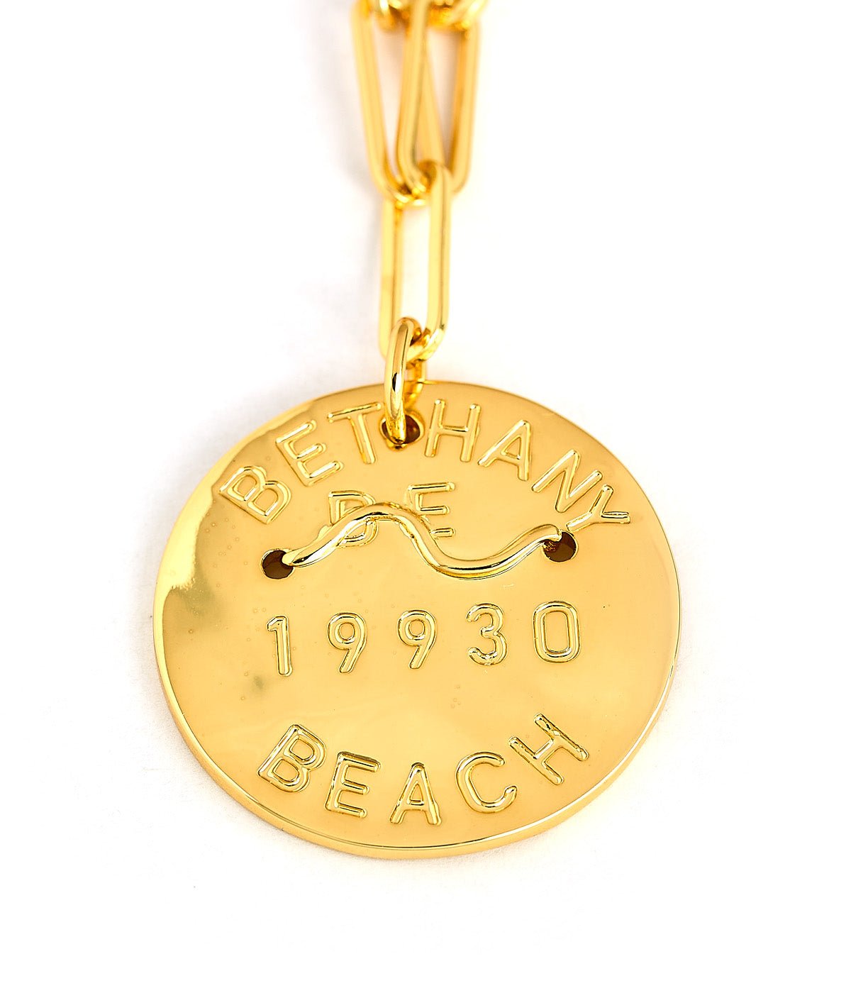 Beach Tag Charm Necklace – 18k Gold Plated