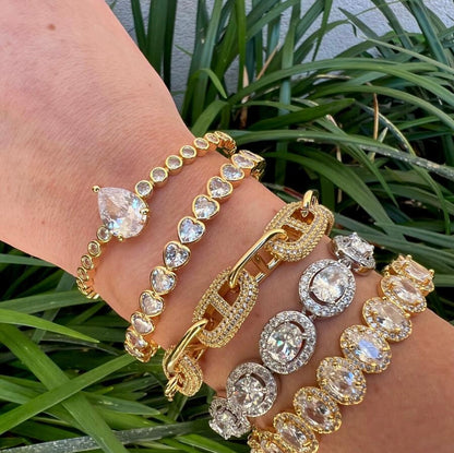 Cluster heart bracelet
